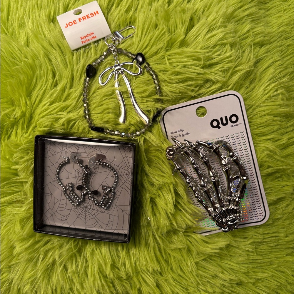 Joe Fresh Silver and Black Hair Accessories Set